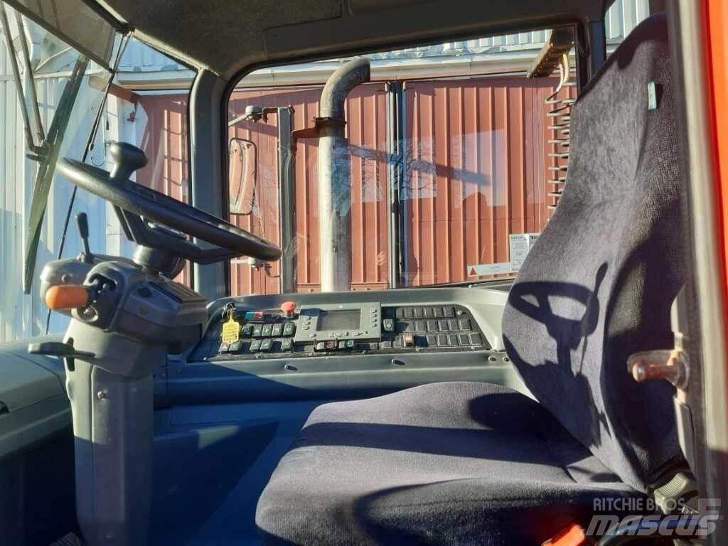 Kalmar TT618i Ciągniki terminalowe