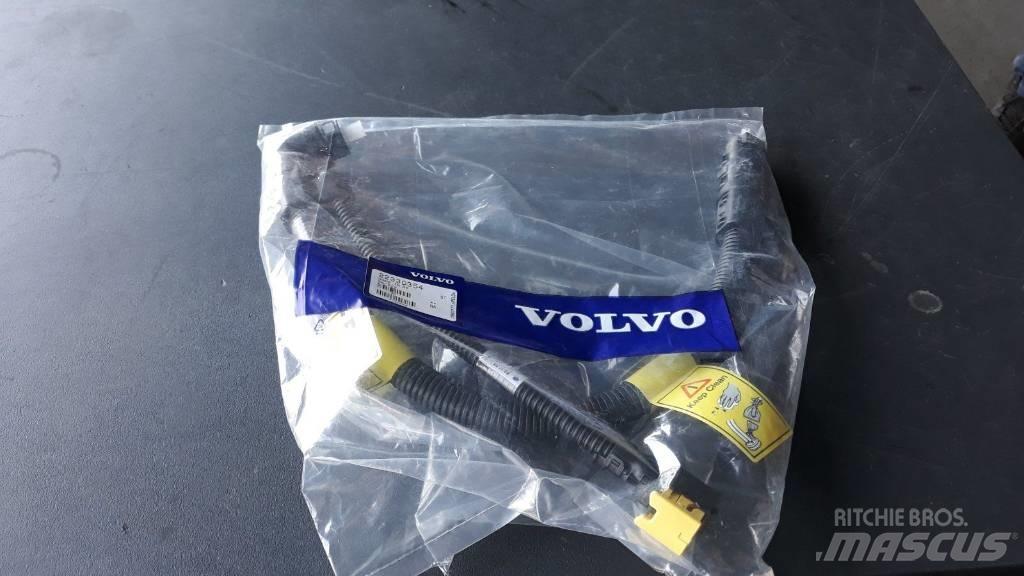 Volvo HOSE 22330354 Transport - Inne