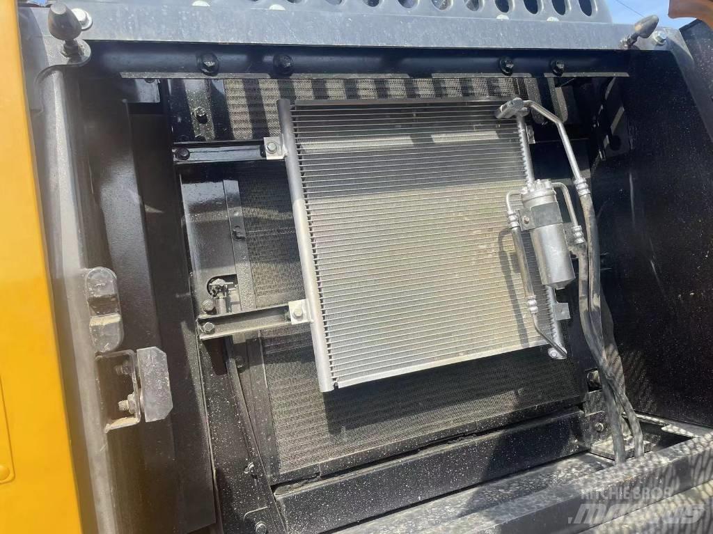Volvo EC 210 Koparki gąsienicowe