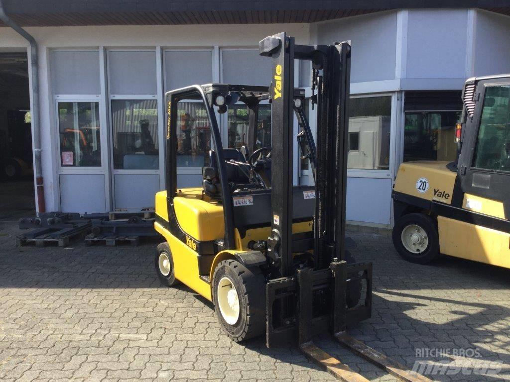 Yale GDP30VX Wózki Diesla