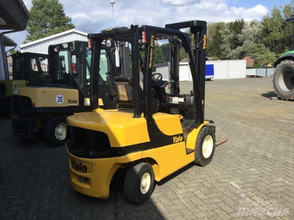 Yale GDP30VX Wózki Diesla