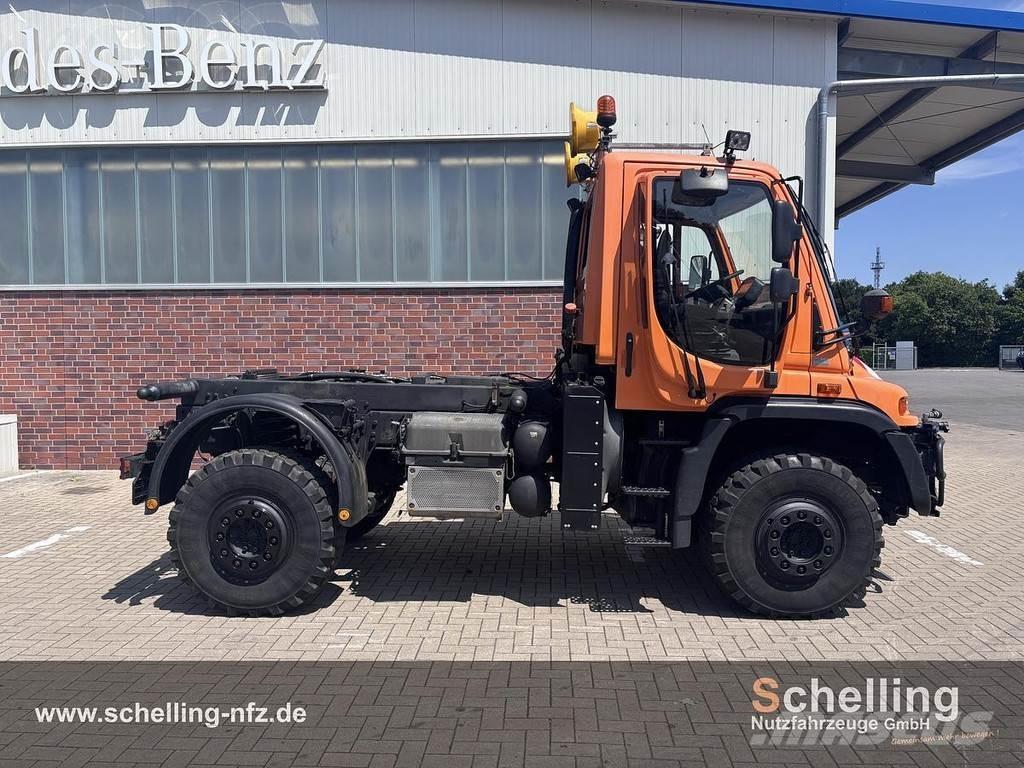 Mercedes-Benz U500 Inne