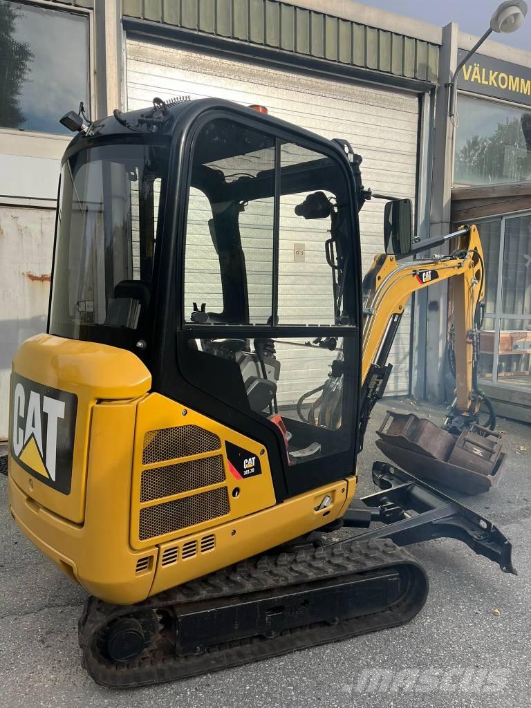 CAT 301.7 D Rototilt Minikoparki