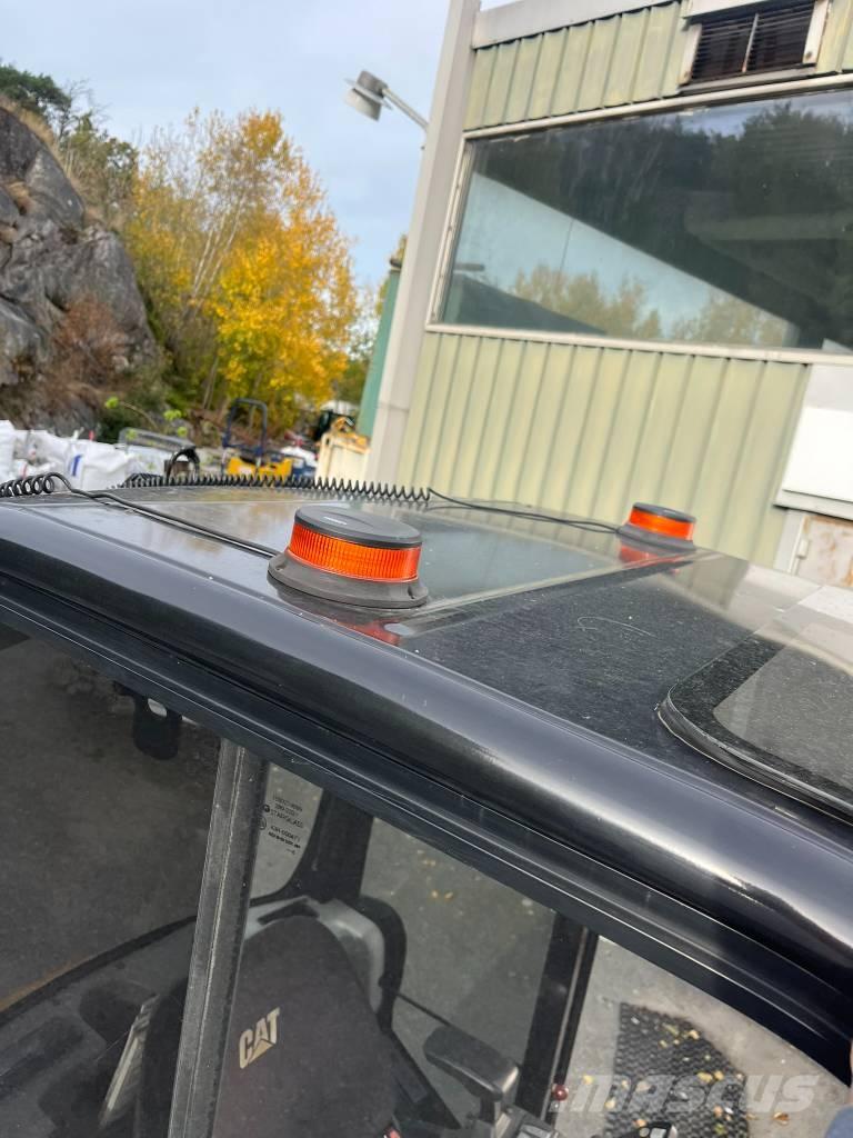 CAT 301.7 D Rototilt Minikoparki