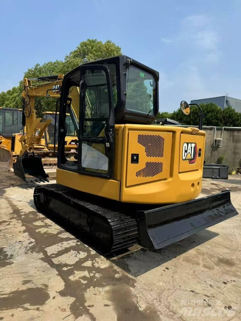 CAT 306 Minikoparki