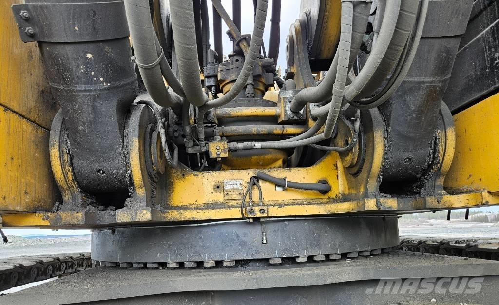 CAT 390 F Koparki gąsienicowe