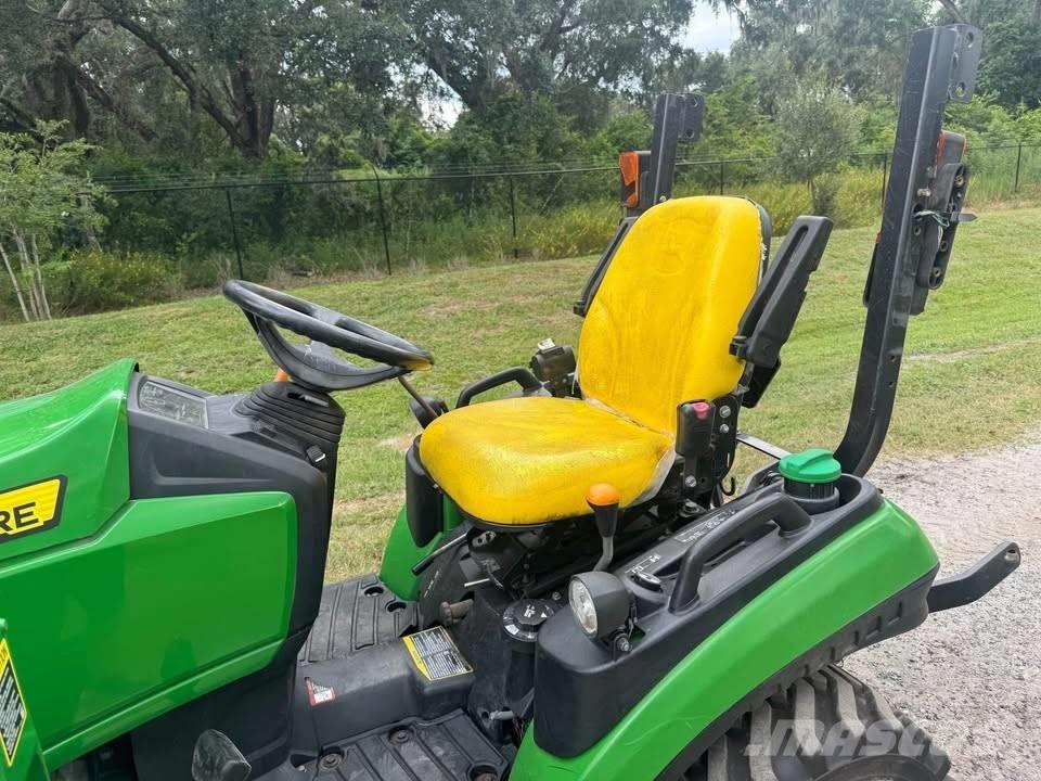 John Deere 1025 R Ciągniki rolnicze