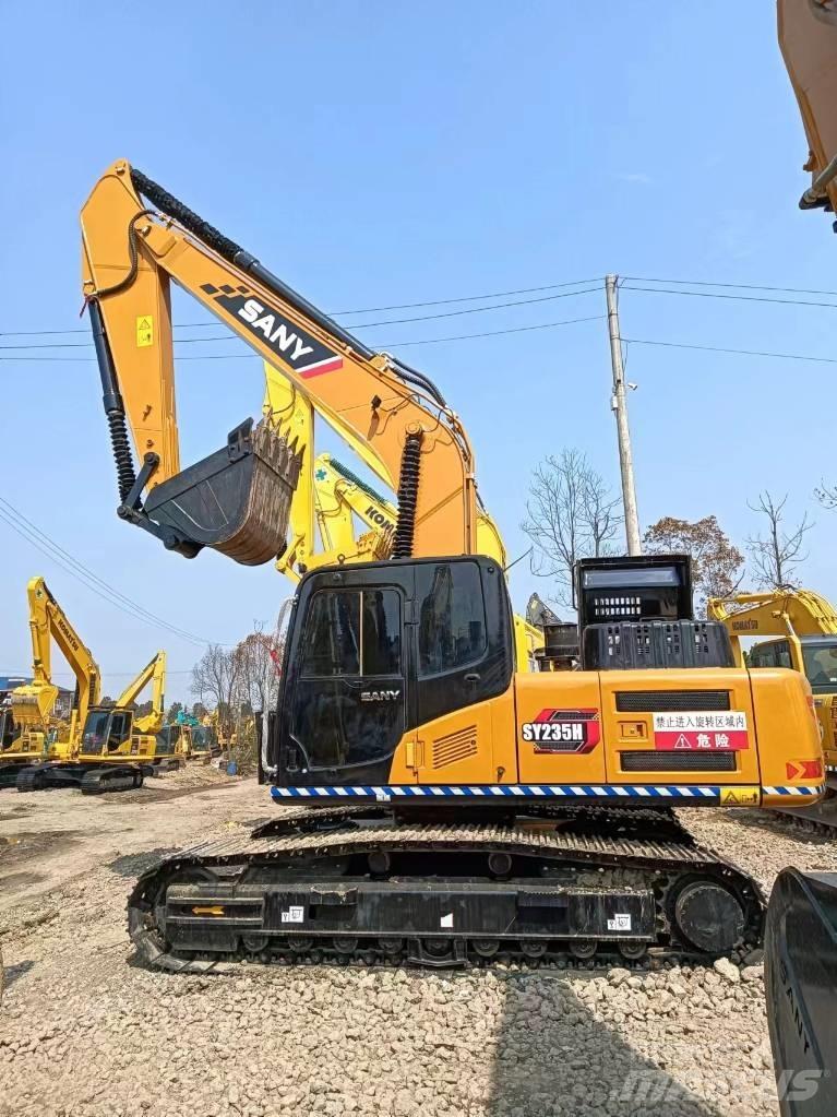 Sany SY 235 C Koparki gąsienicowe