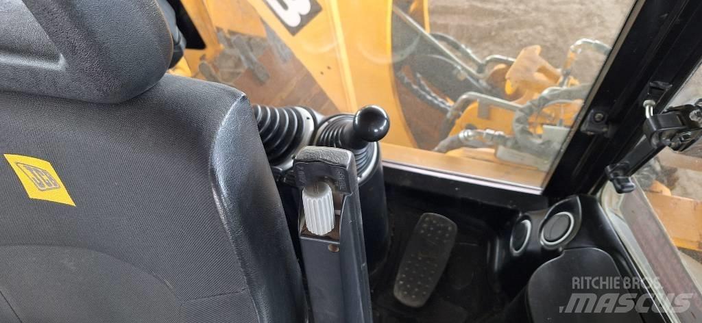 JCB 3 CX Koparko-ładowarki
