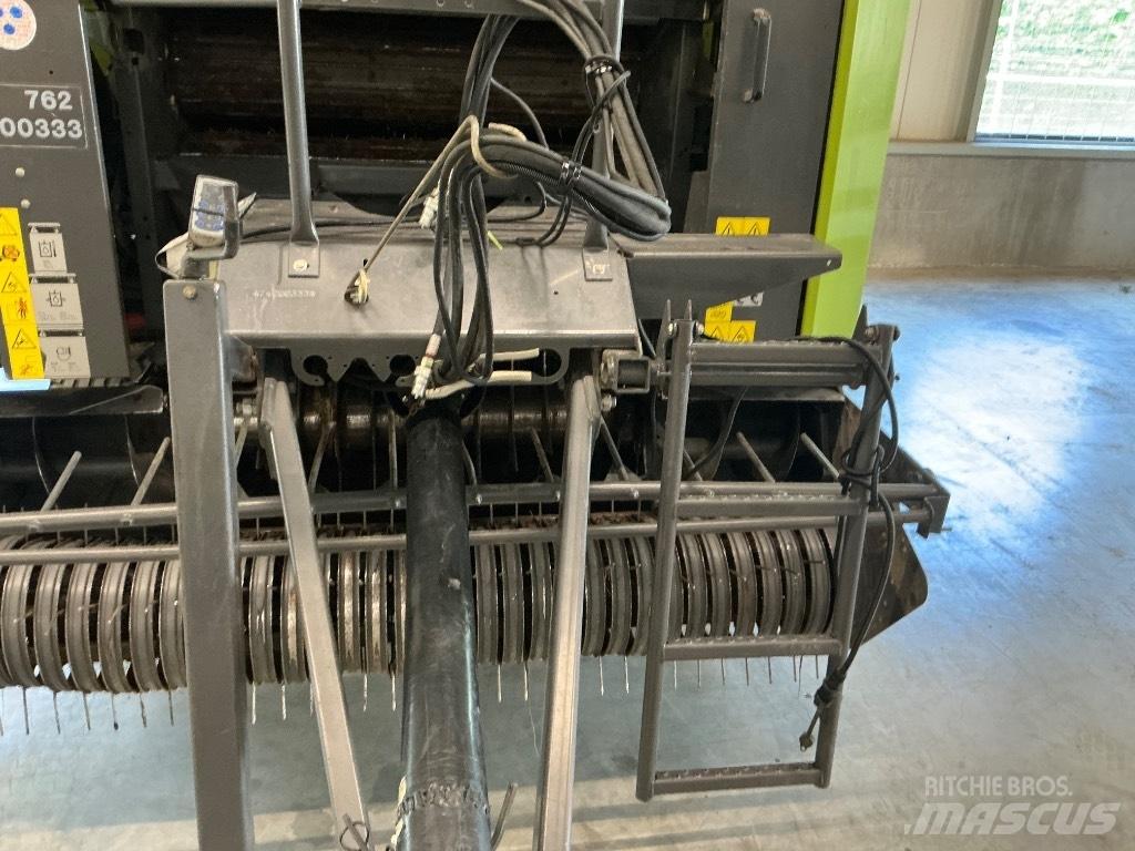 CLAAS Rollant 350 Prasy zwijające