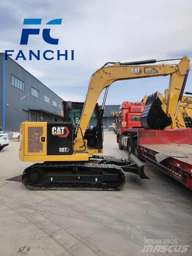 CAT 307 Minikoparki