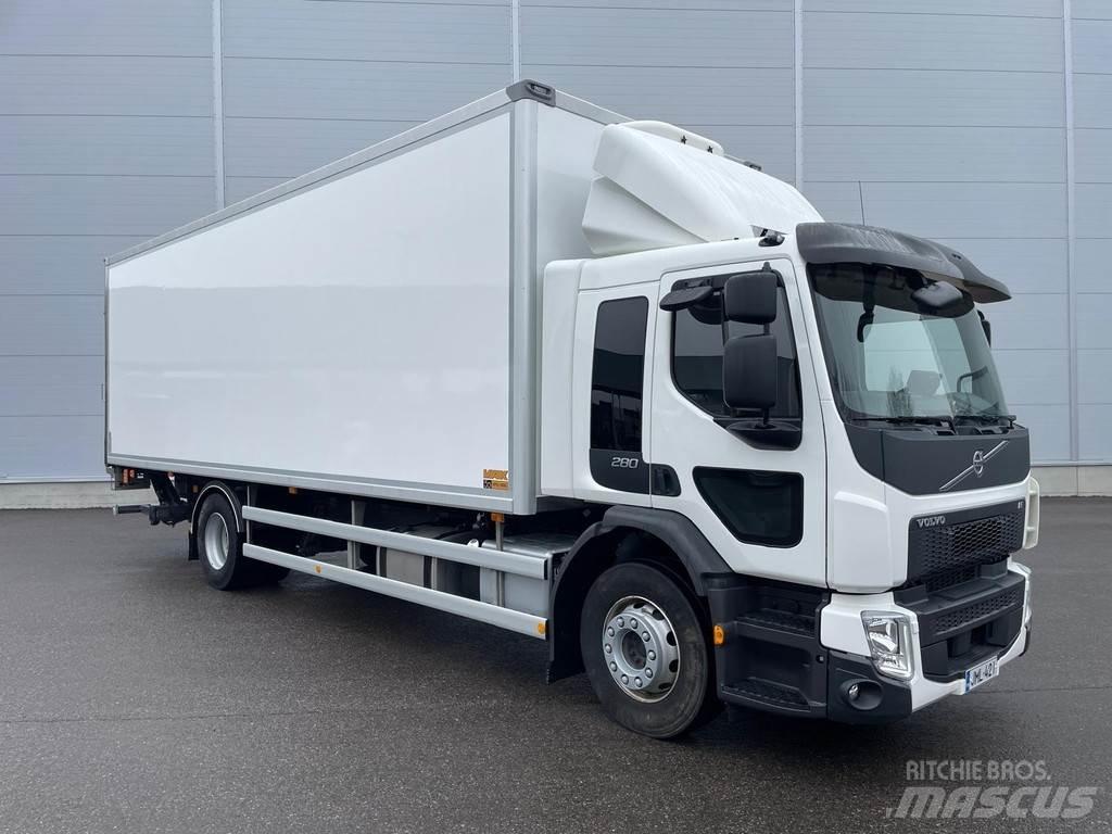 Volvo FE Samochody ciężarowe ze skrzynią zamkniętą