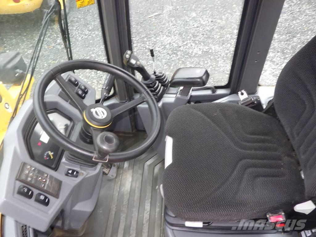 Volvo L 30 G Ładowarki kołowe