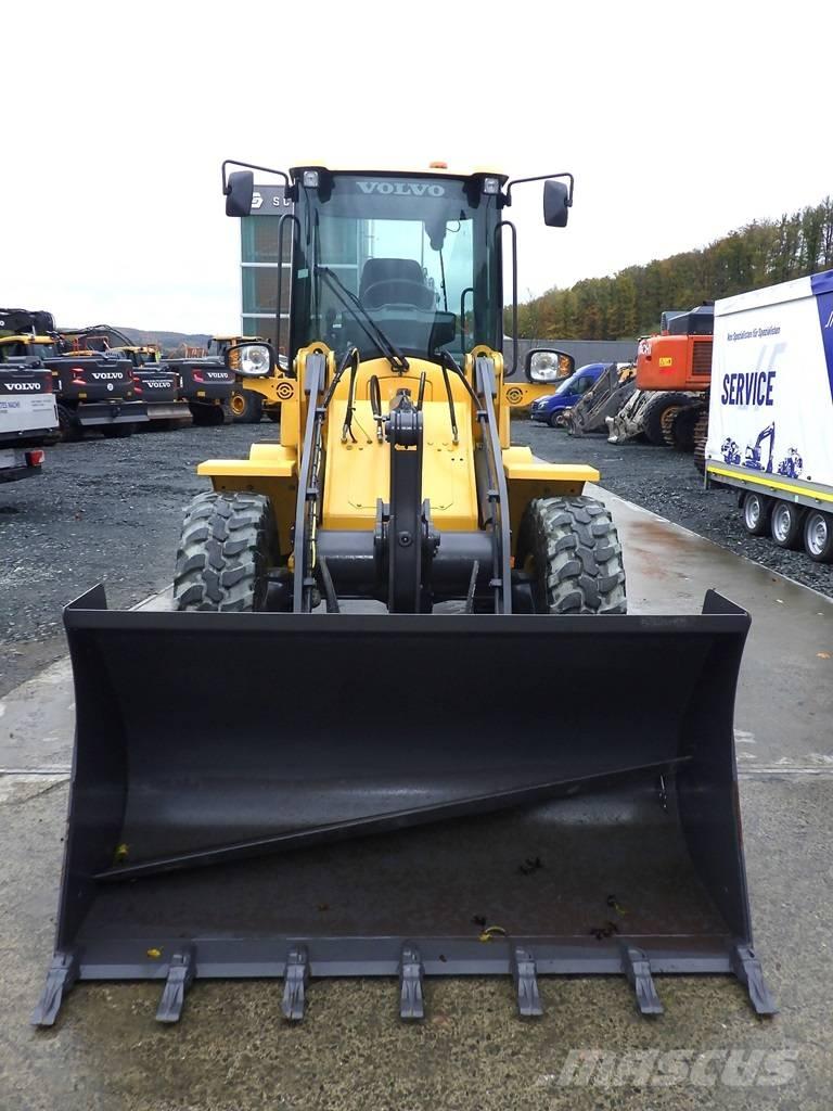 Volvo L 30 G Ładowarki kołowe