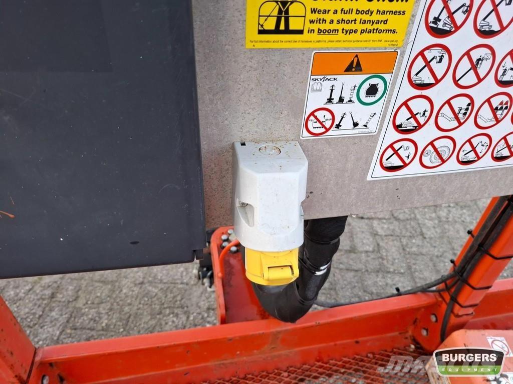 SkyJack SJ85 AJ Podnośniki przegubowe