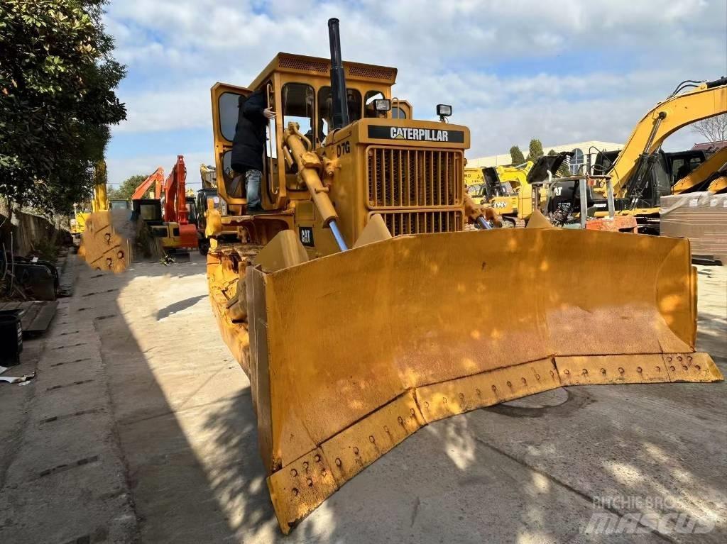 CAT D 7 G Równiarki