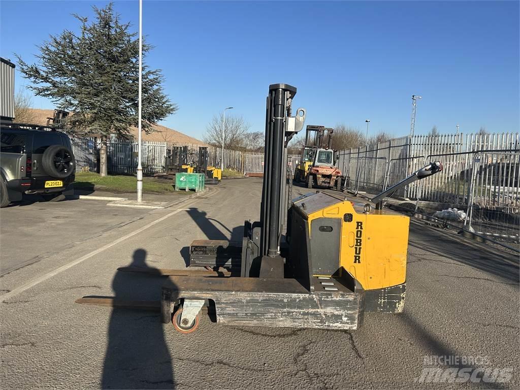  SBP XT HD 4VR 2520 Wózki widłowe czterokierunkowe