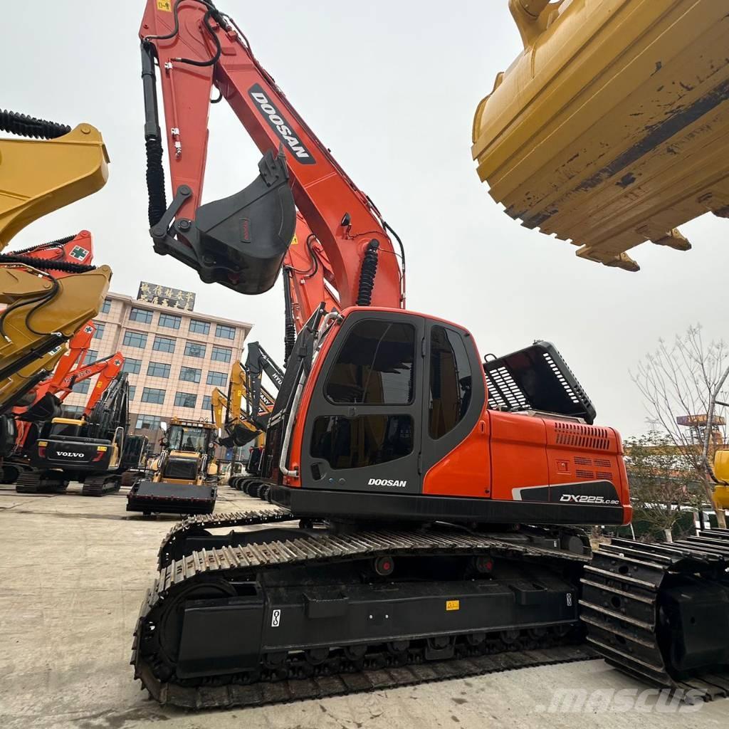 Doosan DX225LC-9C Koparki gąsienicowe