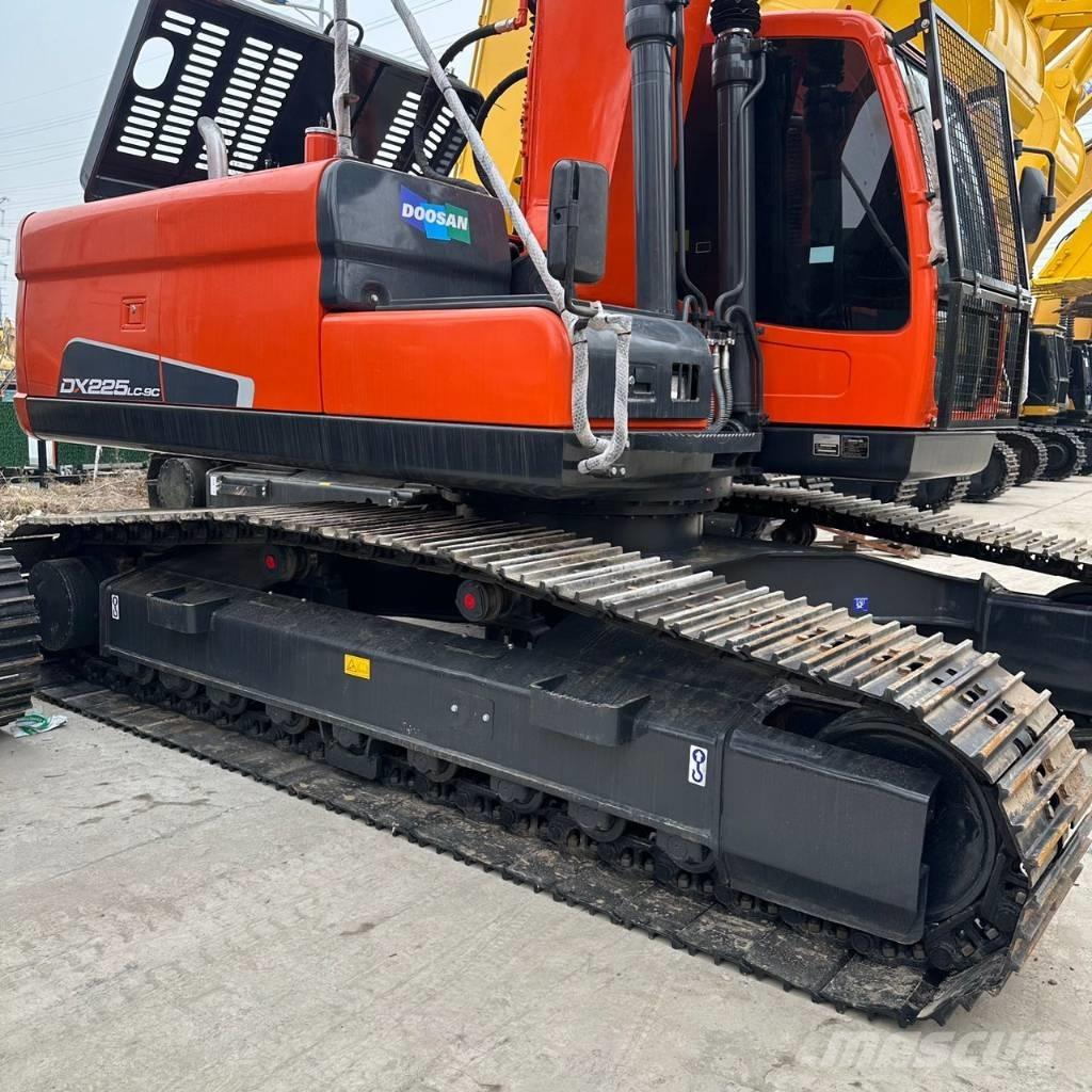 Doosan DX225LC-9C Koparki gąsienicowe