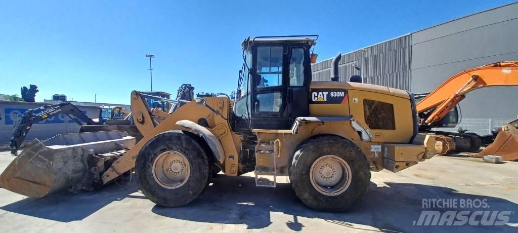 CAT 930 M Ładowarki kołowe