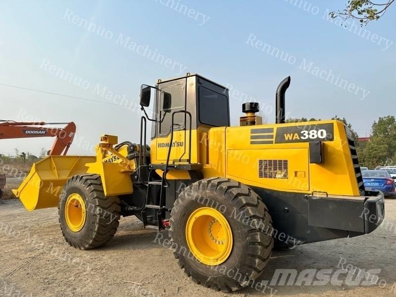 Komatsu WA380 Ładowarki kołowe