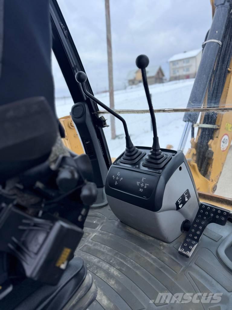 CAT 428 E Koparko-ładowarki