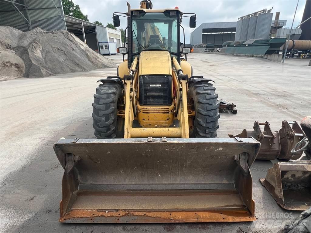 Komatsu WB975 4X4 Maszyny budowlane - Inne