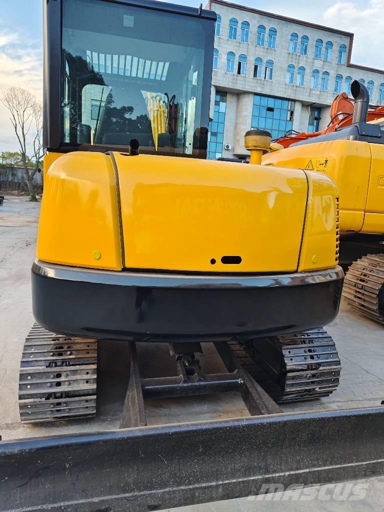 Komatsu PC 56 Minikoparki