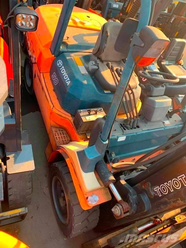 Toyota 7 FDA 50 Wózki Diesla