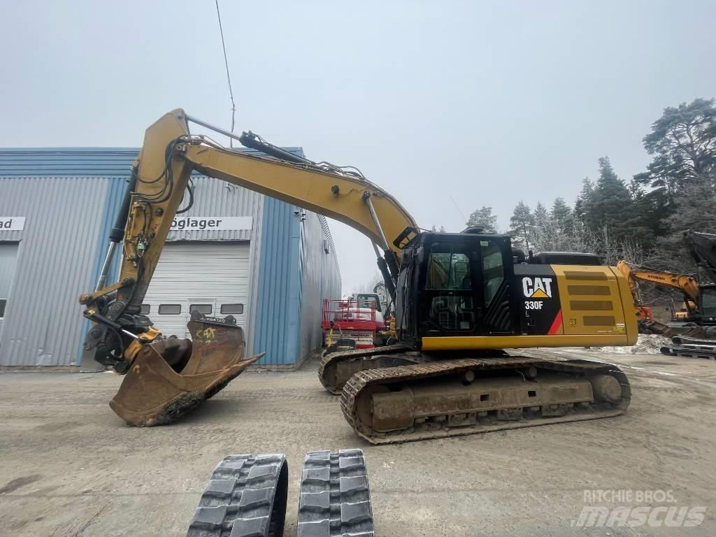 CAT 330 Koparki gąsienicowe