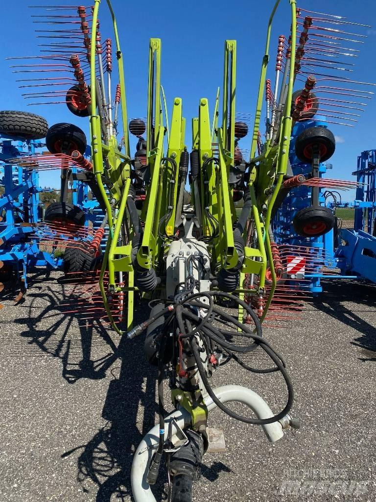 CLAAS Liner 4000 Zgrabiarki i przetrząsacze