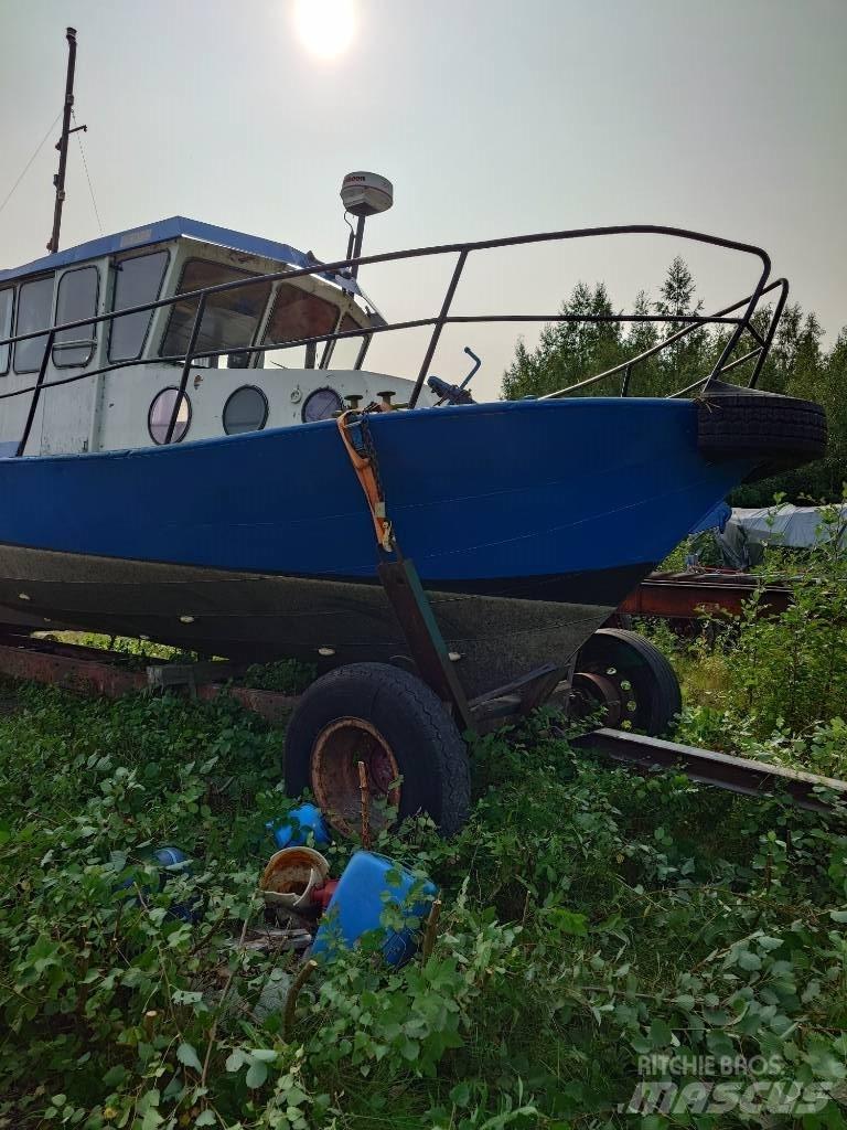  Rami Hinaaja Łodzie, pontony i barki budowlane