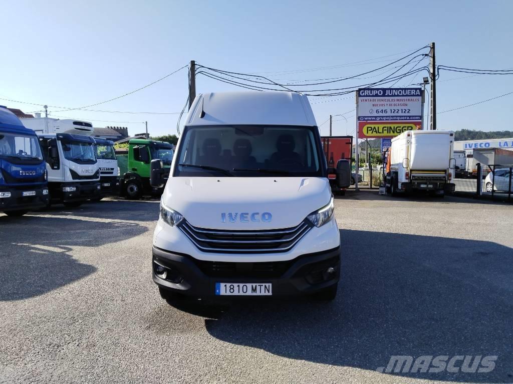 Iveco Daily 35 S12 Samochody dostawcze ze skrzynią zamkniętą