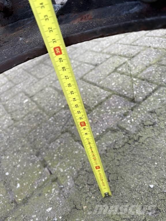 Manitou jip Ładowarki teleskopowe