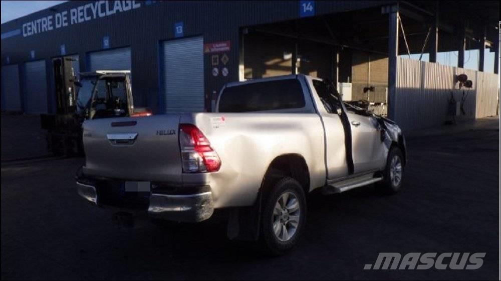 Toyota Hilux 5 Inne