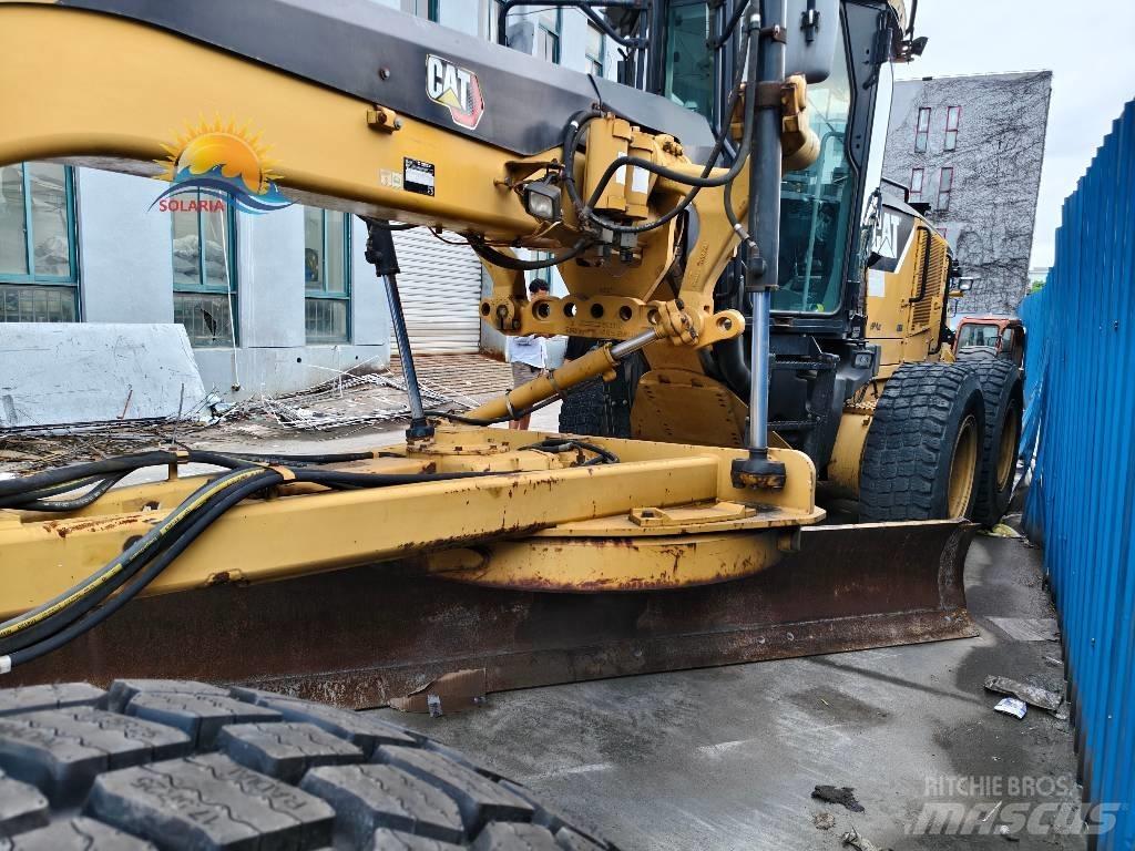 CAT 160 M Równiarki