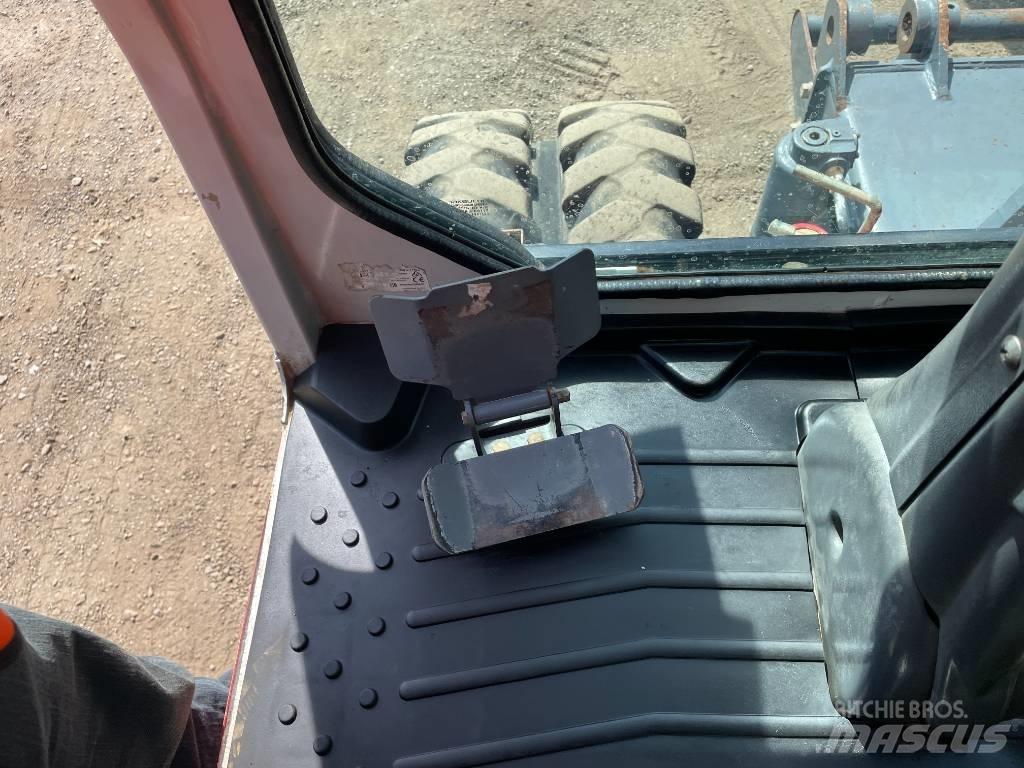 Takeuchi TB 295 W Koparki kołowe