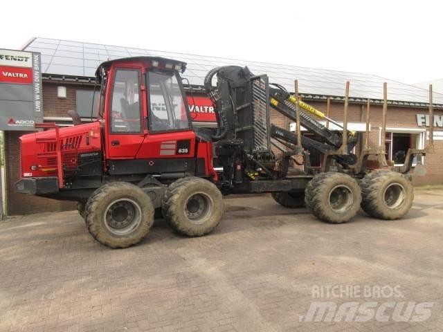 Komatsu 835 Forwardery