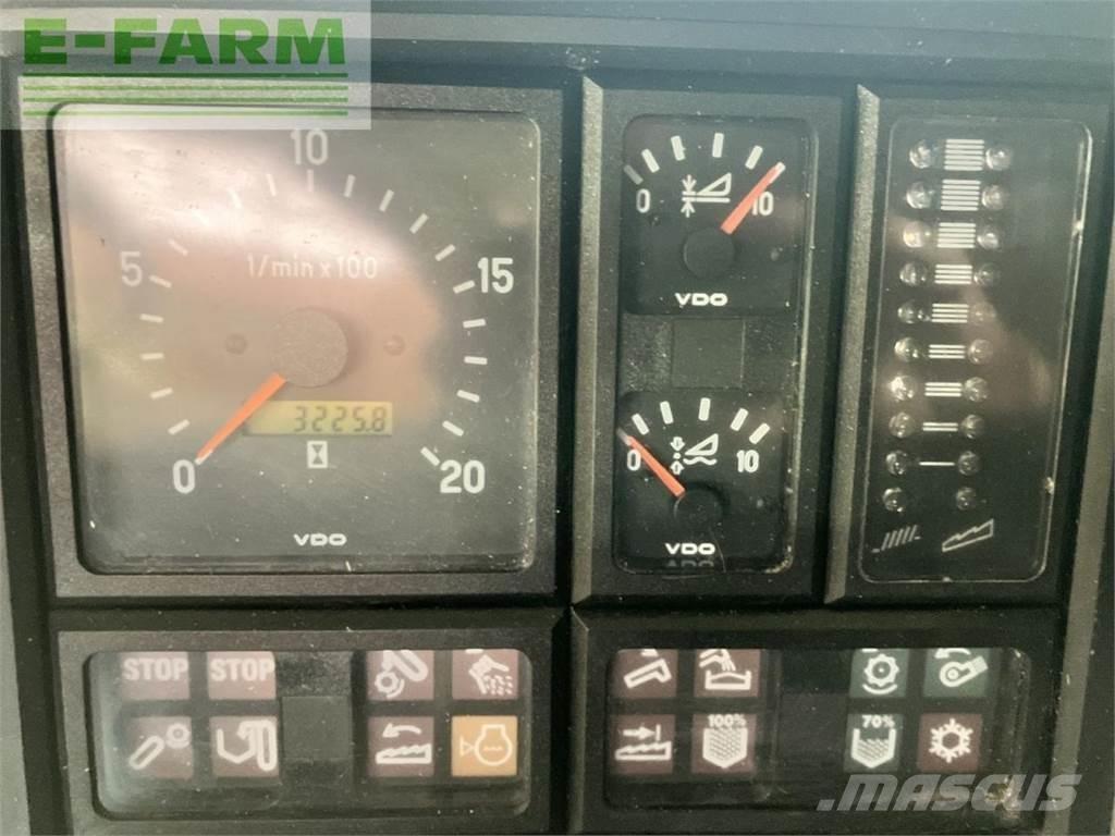 CLAAS medion 330 Kombajny zbożowe