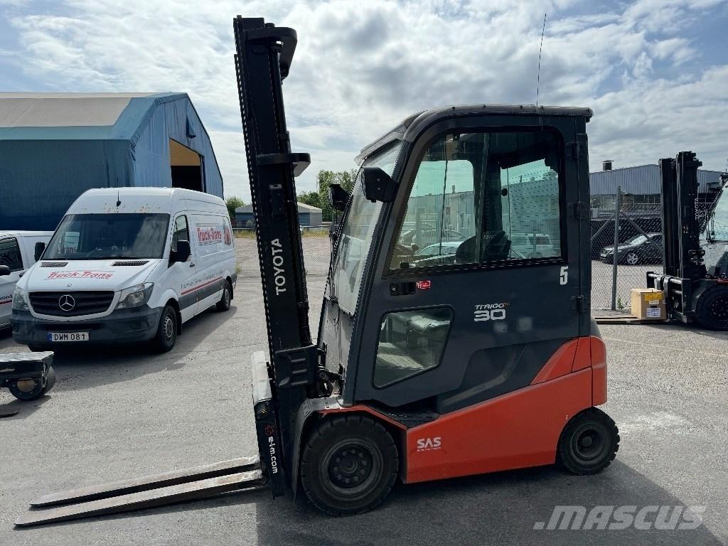 Toyota 8FBMKT30 Wózki elektryczne