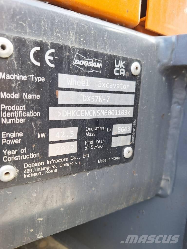 Doosan DX 57 W Koparki kołowe