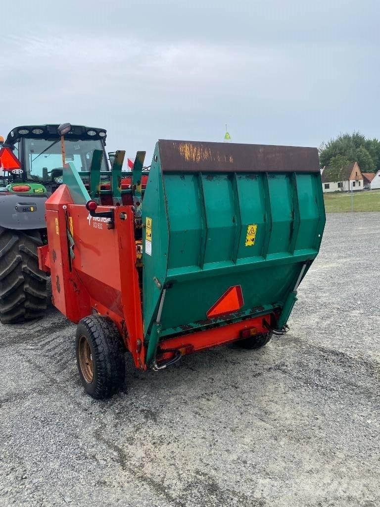 Kverneland KD832 Rozdrabniacze, krajarki i odwijarki słomy