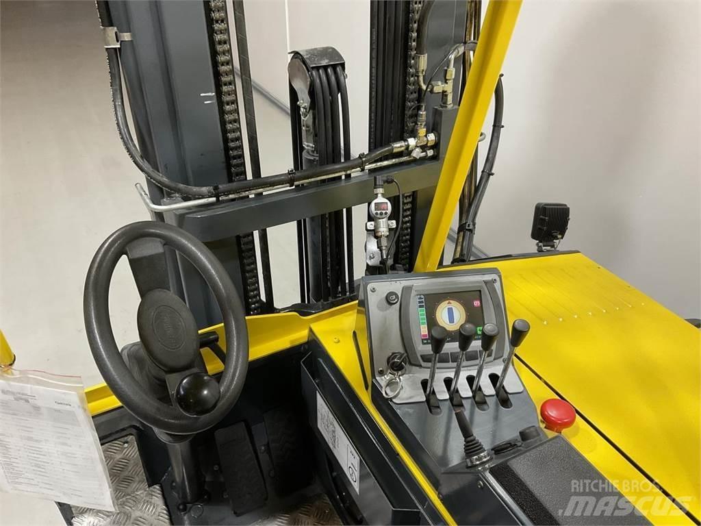 Combilift CBE3000 Wózki widłowe czterokierunkowe