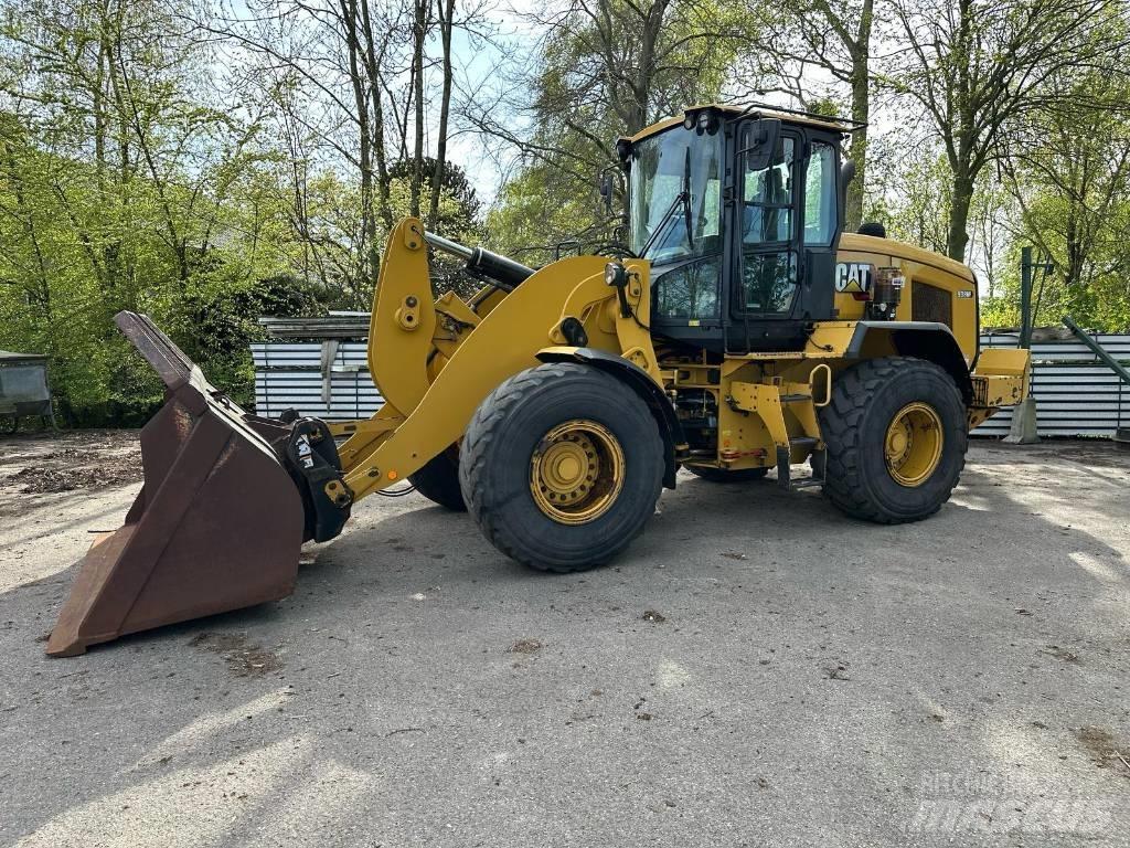 CAT 938M Ładowarki kołowe