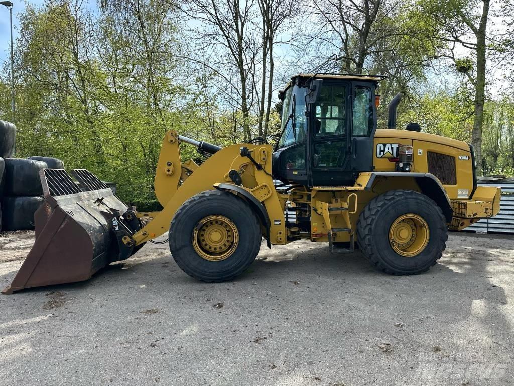 CAT 938M Ładowarki kołowe