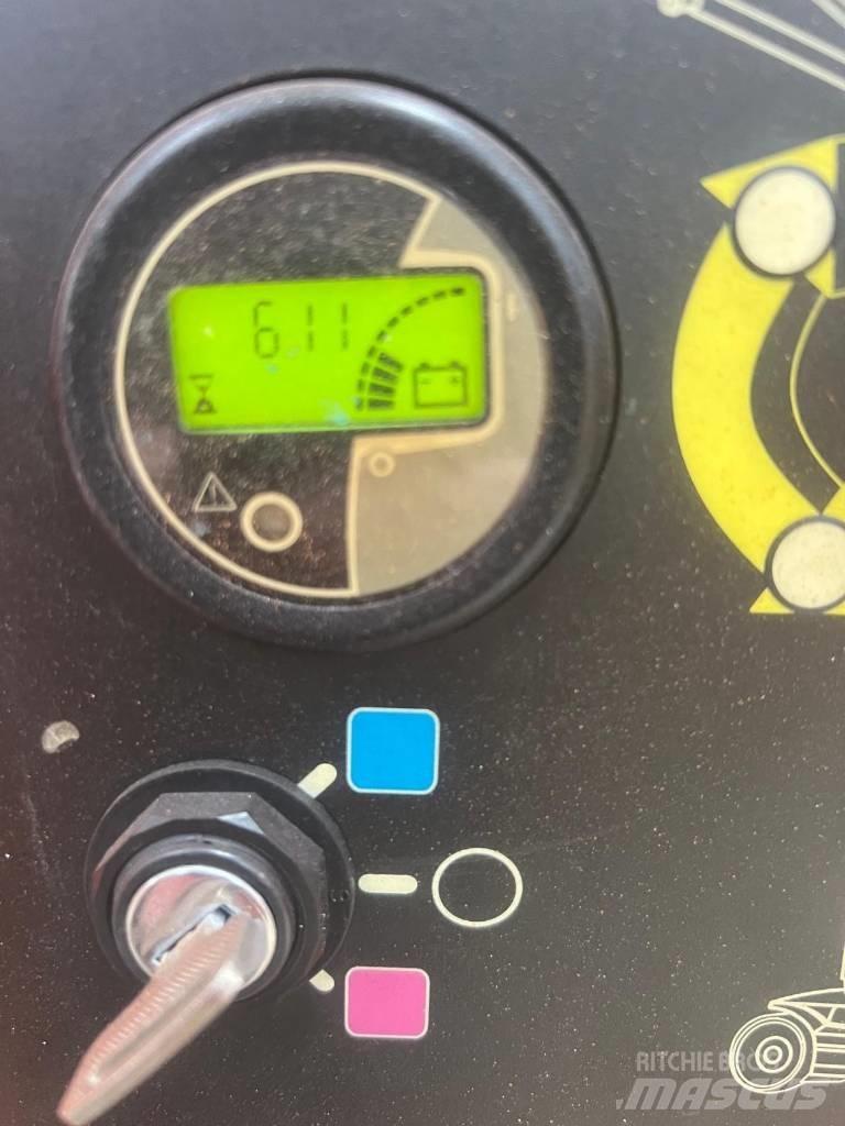 JLG T10E Inne podnośniki