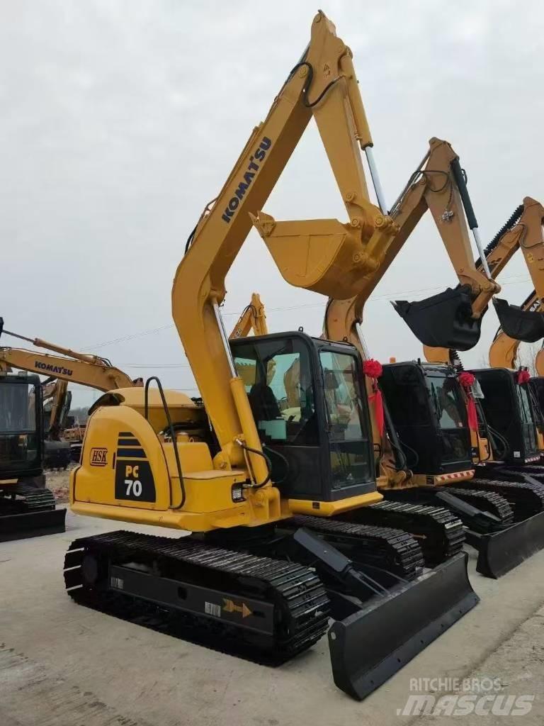 Komatsu 70-8 Koparki gąsienicowe