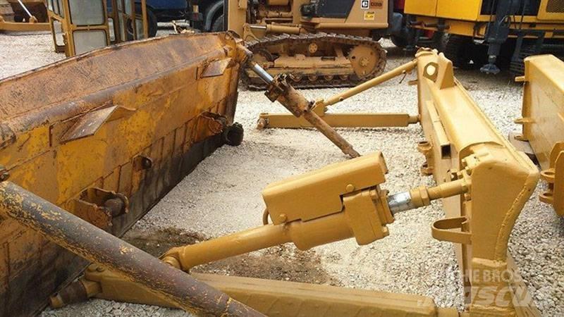 CAT D7E, D7F, D7G Lemiesze