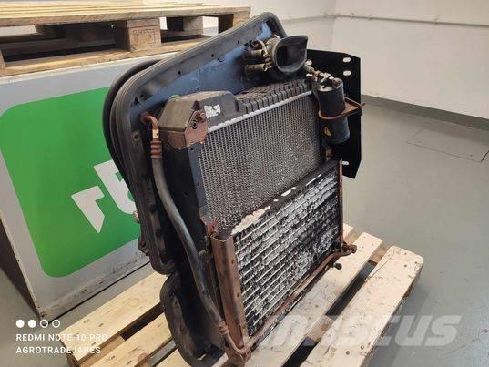 JCB 524-50 cooler Chłodnice