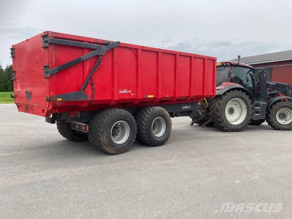 Junkkari J 18 Wywrotki rolnicze